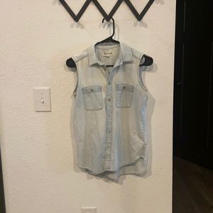 Madewell button down sleeveless chambray